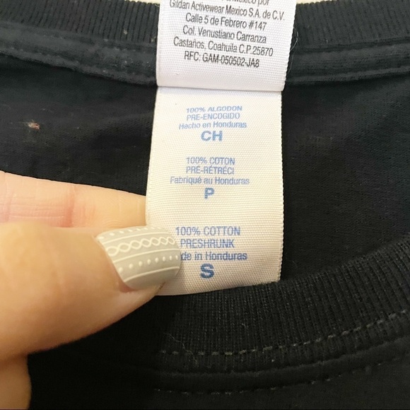 The Band Perry Autographed 2011 Tour Band Tee - Picture 6 of 7